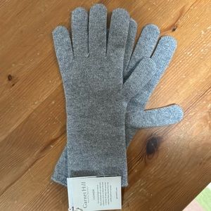 Super soft cashmere, extra-long gloves in grey. NWT